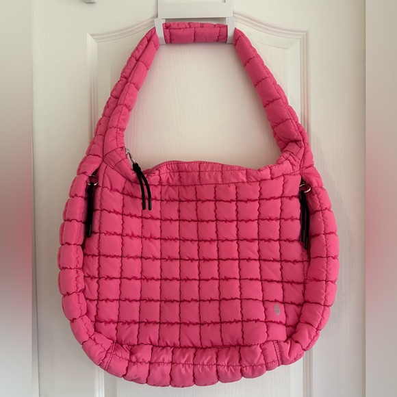 NWOT Free People Movement Quilted Carryall Tote Bag in Bubblegum - Picture 1 of 8